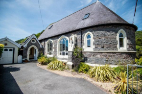 The Old School - Beautiful School House, quiet location near the coast
